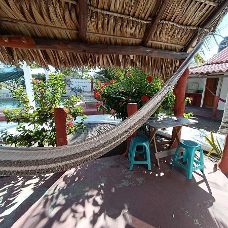 Bungalows Familiares Monterrico Ngoại thất bức ảnh