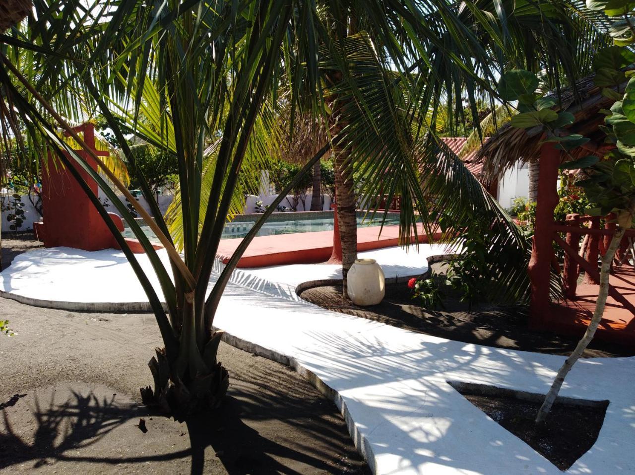 Bungalows Familiares Monterrico Ngoại thất bức ảnh